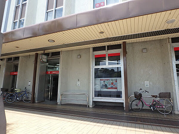 画像30:【銀行】三菱UFJ銀行出町支店まで281ｍ