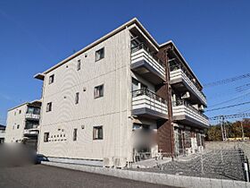 栃木県宇都宮市鶴田町（賃貸マンション1LDK・1階・42.08㎡） その1