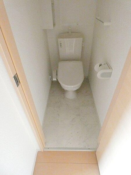 apartment 栃木県宇都宮市陽東３丁目２７－３　ウィスタリア１F