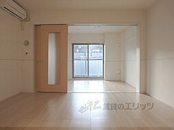 京都地下鉄東西線 椥辻駅 徒歩9分の賃貸マンション 2階1LDKのリビング/ダイニング