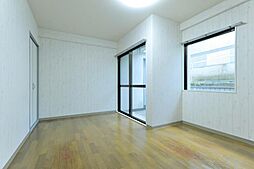 ドラゴンズビル 13 1階1Kのリビング/ダイニング