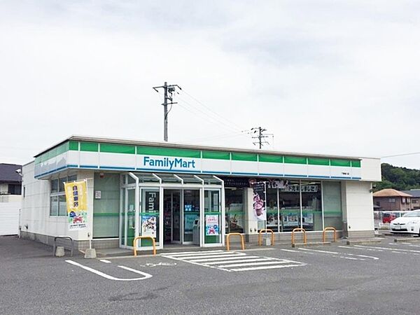 画像17:ファミリーマート下関菊川店(273m)