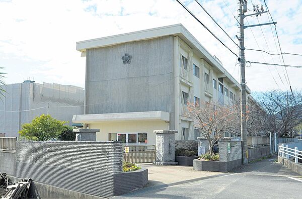 画像24:下関市立王司小学校(1、816m)