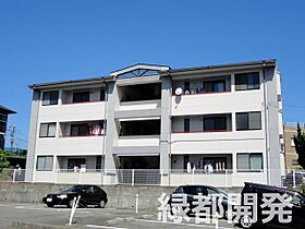 サンビレッジ川中 201 ｜ 山口県下関市川中豊町7丁目1-11（賃貸アパート3LDK・2階・52.80㎡） その1