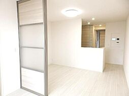 ディアライズ長府 202 2階1LDKのリビング/ダイニング