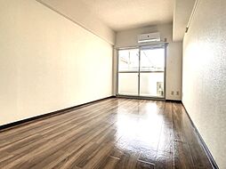 グランドヒルズF1 213 2階1Kのリビング/ダイニング