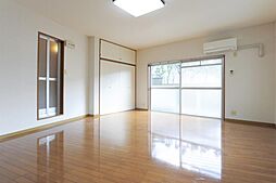 ピュアキャッスル 402 4階1Kのリビング/ダイニング