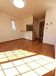 キュートＫ・Ｔ　Ｂ 205 2階1LDKのリビング/ダイニング