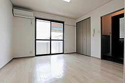 アーバンクロッカス 105 1階ワンルームのリビング/ダイニング