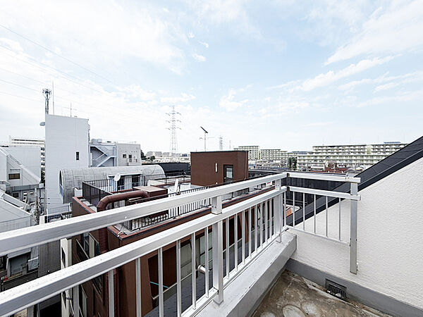 バルコニーを拡大表示