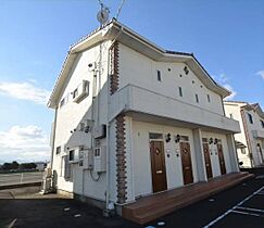 ハートプラザ15号地  ｜ 香川県三豊市豊中町本山甲（賃貸アパート1K・2階・39.15㎡） その1