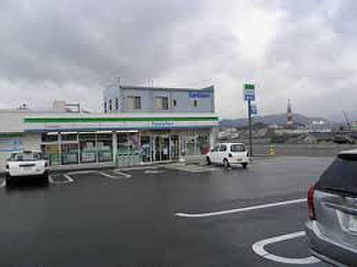 画像16:ファミリーマート 福知山広峯町店（899m）