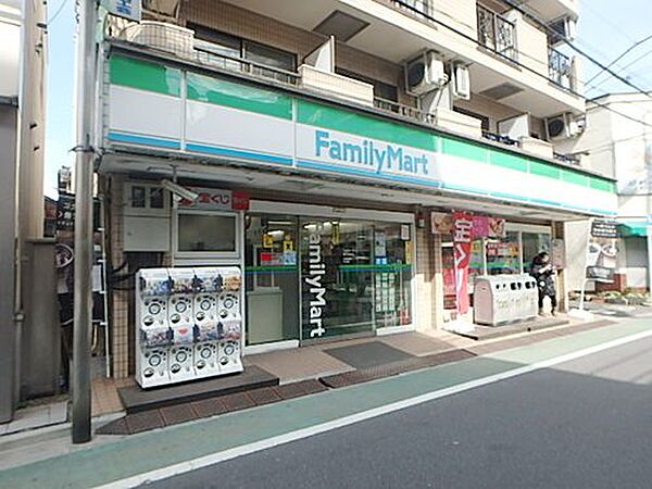 画像7:【コンビニエンスストア】ファミリーマート 熊代栄町店まで177ｍ