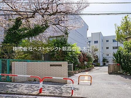 和光市立大和中学校 (徒歩20分) 1590m