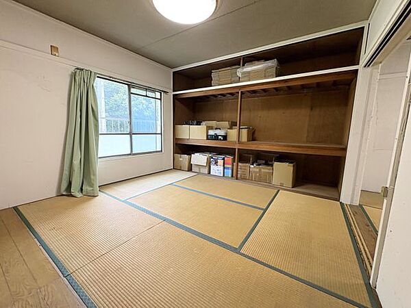 寝室