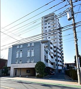 外観:2007年10月築,総戸数50戸の分譲マンションです。 外観:2007年10月築,総戸数50戸の分譲マンションです。