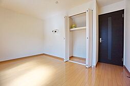 東急田園都市線 宮前平駅 バス10分 白幡八幡前下車 徒歩1分の賃貸マンション 2階1Kのリビング/ダイニング