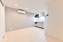 REGALEST CARAT(レガリストカラット) 302号室 3階1LDKのリビング/ダイニング