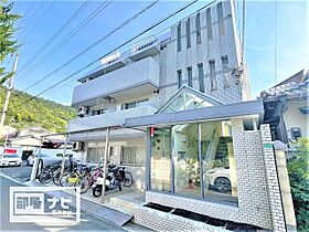 宮脇第8マンション 203 ｜ 香川県高松市宮脇町2丁目（賃貸マンション1DK・2階・33.40㎡） その1