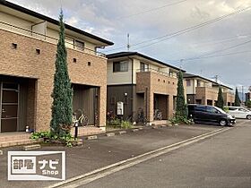 ミュージア西風 C ｜ 香川県丸亀市郡家町（賃貸アパート3LDK・1階・79.86㎡） その1