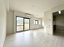 ディアハイム宮脇 701号室 7階4LDKのリビング/ダイニング