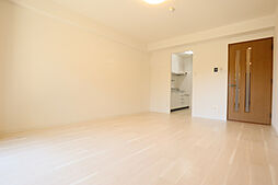 カランドリエ大篠 102号室 1階3LDKのリビング/ダイニング