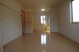 プレジオII 203号室 2階ワンルームのリビング/ダイニング