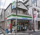 周辺：ファミリーマート 渋谷神山町店（105m）