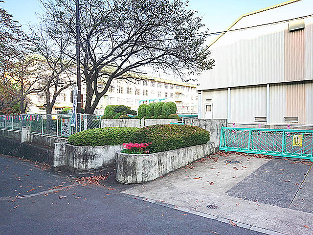 周辺 グリーンメゾン南大沢13−17号棟 2階/-