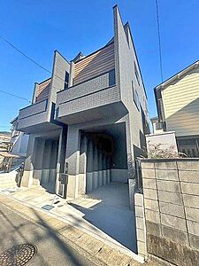 外観：柿生駅徒歩20分。令和6年築の未入居物件です