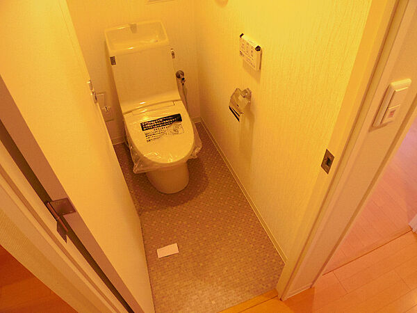 トイレ：高機能トイレ