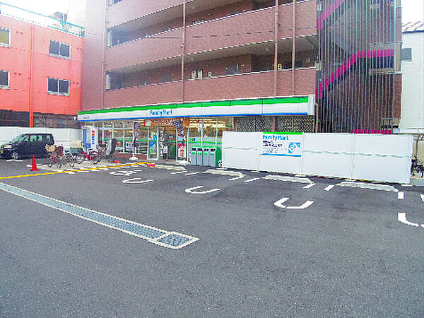 画像16:ファミリーマート 緑橋中央大通店（209m）