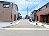 外観：【前面道路＋現地写真】