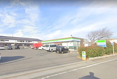 【ファミリーマート 相武台団地西店】 アットホームな雰囲気です。気持ちの良い買い物ができます。
