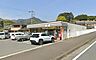 周辺：【セブンイレブン　厚木七沢北店】　駐車場が広く利用しやすいです。品揃えも良く店内も綺麗です。