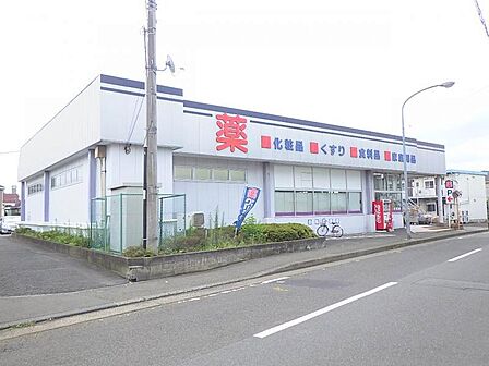 【クリエイト 綾瀬さくら並木店】 品揃えがいいです。駐車場も広いので停めやすいです。地域密着のいいお店です。