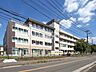 周辺：【海老名市立今泉小学校】　今泉小学校を基点とするサッカーチーム、オリオンが歴史があり有名です。サッカーが好きな子が集まる小学校とも言えます。