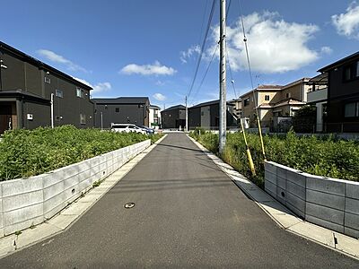 外観：菊間小学校700ｍ徒歩12分　菊間中学校450ｍ徒歩8分　小中学校も近いので安心して通学ができます