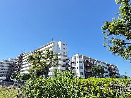 【外観写真】2026年7月リフォーム実施。新生活を気持ちよくスタートできます。大切なペットと暮らせるマンションです(管理規約有)。