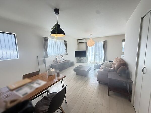 リビング/ダイニング