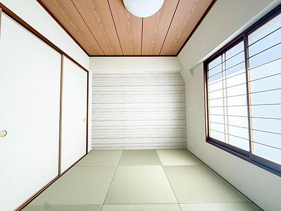 【隣接した和室...