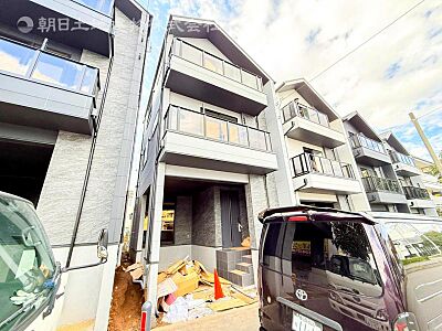 外観：空が広く感じられる、そんな空間、街並みが誕生します！きれいで静かな住宅地です！通風も良好です！