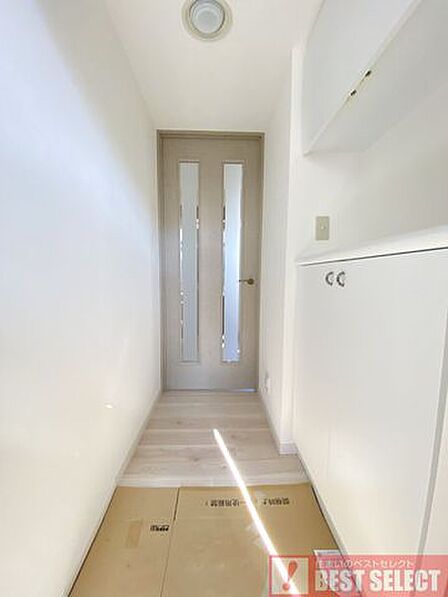 ■たっぷり収納できるシューズBOX付きで玄関回りがスッキリ片付きます