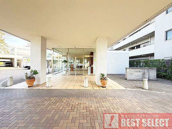 エントランスを拡大表示