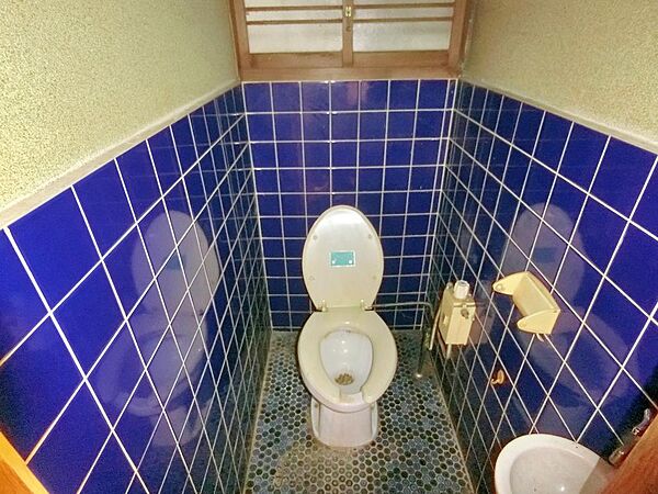 トイレを拡大表示