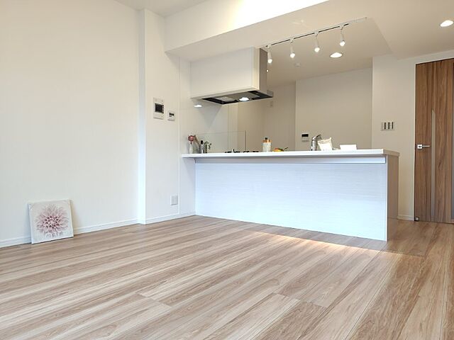 リビング/ダイニング ライオンズアベニュー浦和常盤レジデンス 2階/-