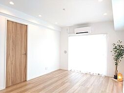 フォルスコート西船橋 3LDKのリビング/ダイニング