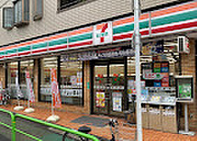 セブンイレブン 板橋南町店 徒歩3分