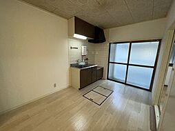 阪神本線 千船駅 徒歩9分の賃貸アパート 1階2DKのリビング/ダイニング