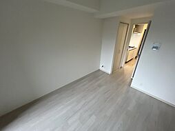 阪神本線 出屋敷駅 徒歩4分の賃貸マンション 11階1Kのリビング/ダイニング